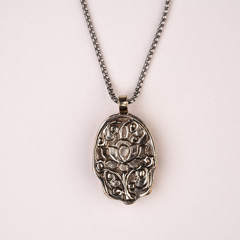 Noble Courage - Buffalo Bone Hamsa Tibetan Silver Necklace